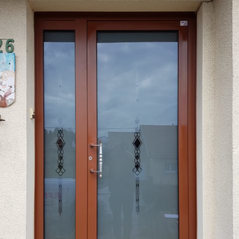 Fourniture et pose d’une porte d’entrée vitrée à LEIMBACH HAUT-RHIN